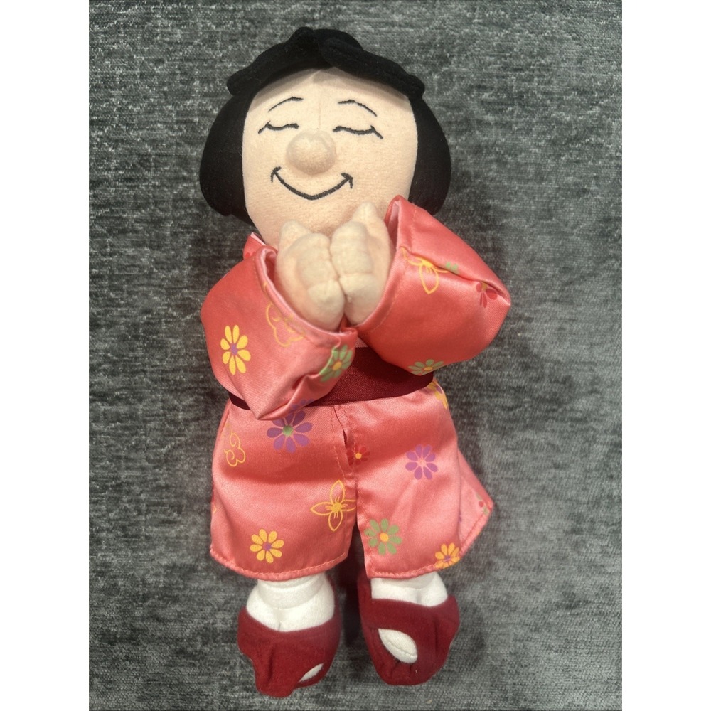 Disney Disneyland Plush It's a Small World Japan Japanese Girl Bean Bag Doll‎ 9"